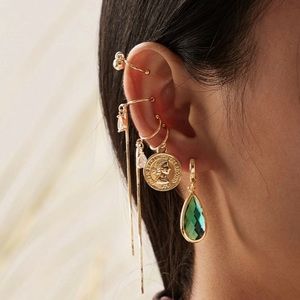 ✨5 Piece Earring Set✨